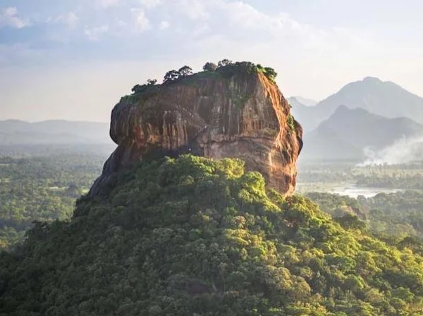 5 Days Cultural Tour of Sigiriya, Anuradhapura & Polonnaruwa