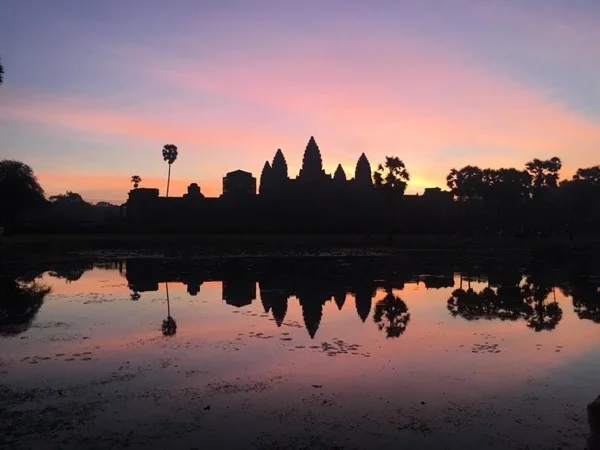 Angkor Wat Sunrise 2 Days Private Tour
