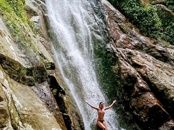 Feiticeira's Waterfall + Beaches Highlights Hike
