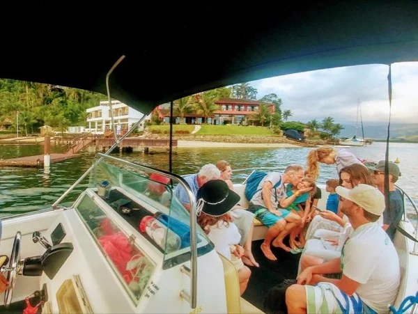 Grand Tour of Ilha Grande Speed Boat Tour