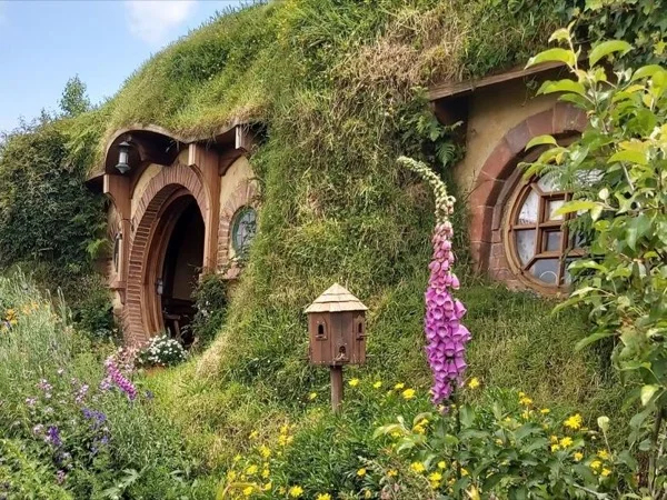 Hobbiton - Magic Experience with Shore Excursion from Tauranga