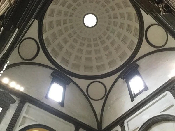 Marvels at San Lorenzo 2-hour Tour