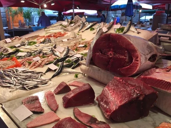 Catania Half Day Food Tour - Tasting a bite of Sicily