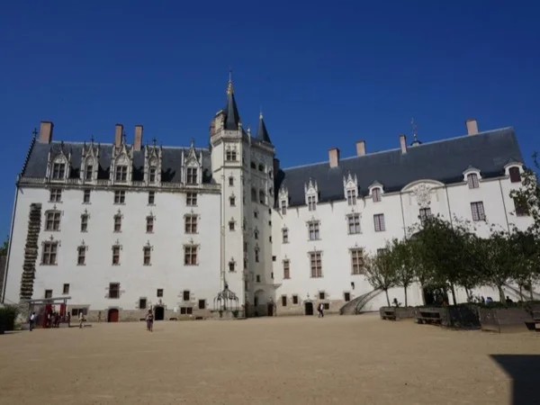 A walk in Nantes - Private Shore Excursion from Saint Nazaire Port