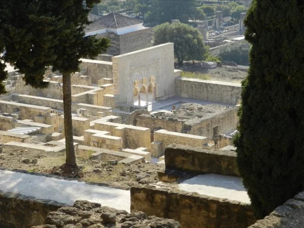 Córdoba-Medina Azahara Half Day Tour