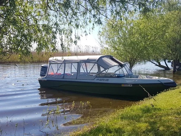 Half day tour by speedboat from Tulcea to the village Mila23