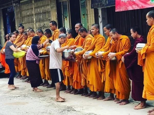 Explore Battambang Full day tour start from 9:00am - 6:30pm