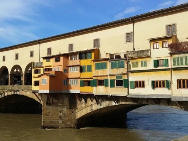 Three hour Florence tour including Duomo, piazza della Signoria, Ponte Vecchio and reservation for fast track David tickets