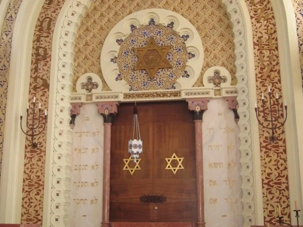 Jewish Heritage in Porto Private Full Day Tour