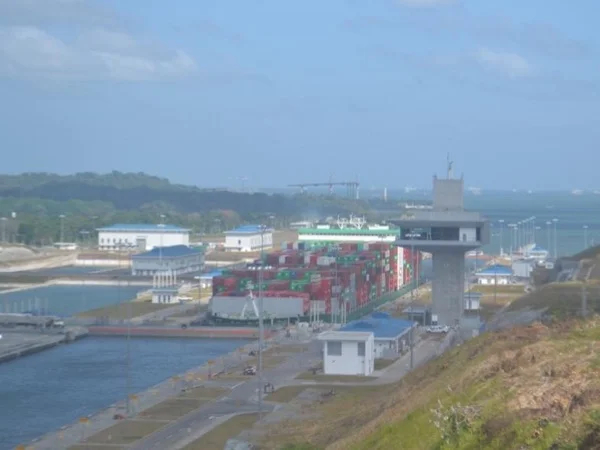Panama Caribbean Coast Private Tour to San Lorenzo and New Locks of Agua Clara