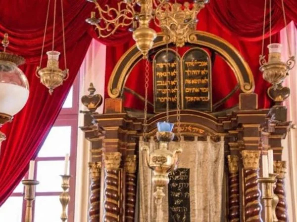 Old Town and Jewish Quarter Tour