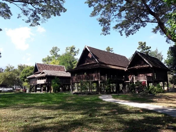 Wat Ton Kwen - Wat Umong -Traditional Lanna House Museum - Monk Chat
