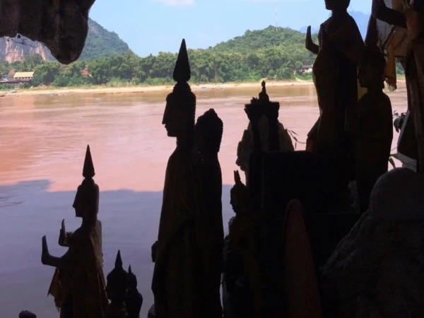 2 Days Sightseeing and Pak Ou cave