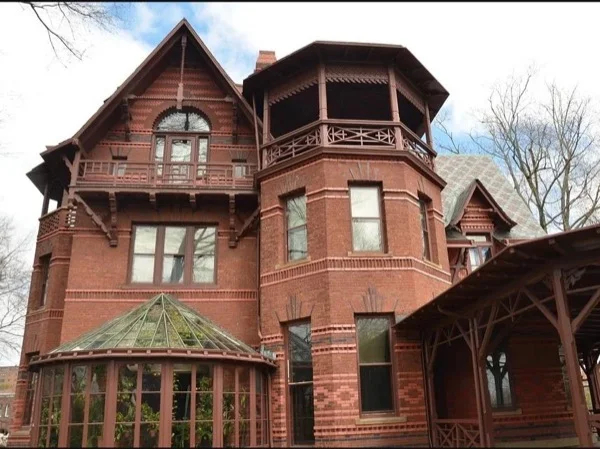 Hartford has History - Arts and Culture: half-day tour