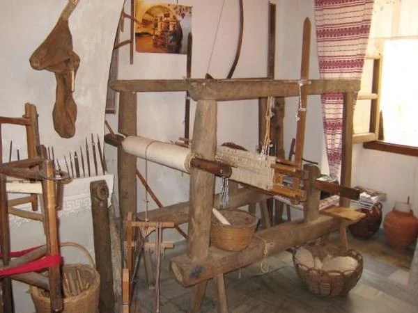 The Art of Loom Weaving - Naxos Traditional Half Day Tour