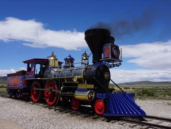Trains, Planes, and Bison - Northern Utah Highlights Private Driving Day Tour