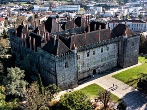 Half Day Guimarães Tour