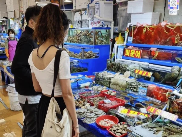 Noryangjin Fish Market Tour (Food inclusive)