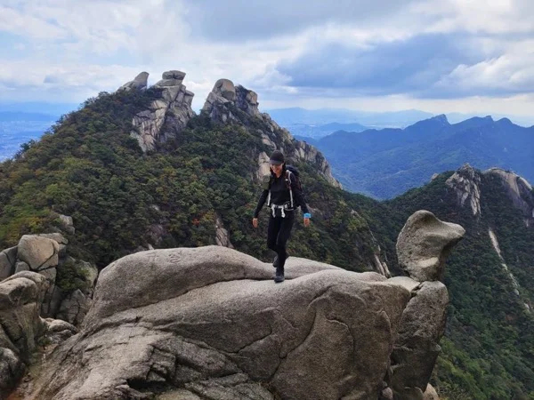 Bukhansan National Park Hiking (Wonhyobong, Baegundae peak, and so on)
