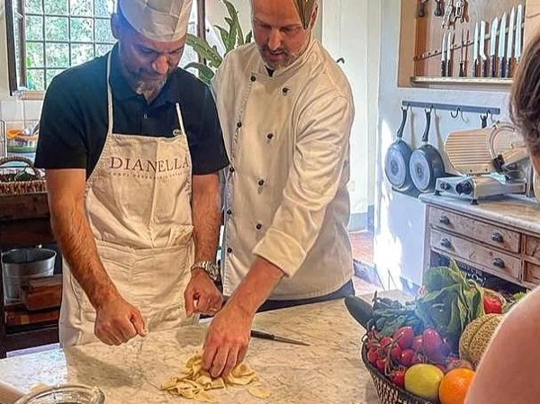 Cooking Class a few steps from Leonardo da Vinci!