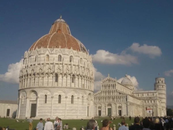 Highlights of Pisa and a taste of local Craftsmanship