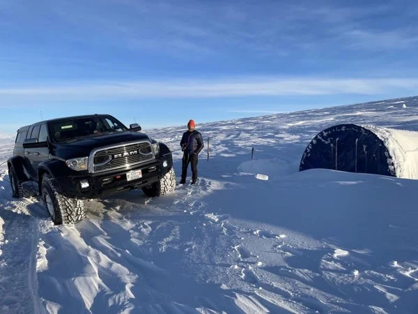 Glacier Adventure and Into the Glacier Super Jeep tour
