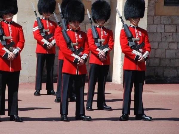 Changing the Guard and Westminster Highlights with a Royal Historian and Cultural Anthropologist