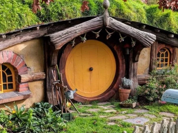 Private Hobbiton Village Tour from Auckland