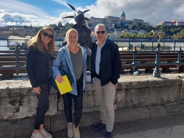 The miraculous pearls of Budapest - walking tour with locals