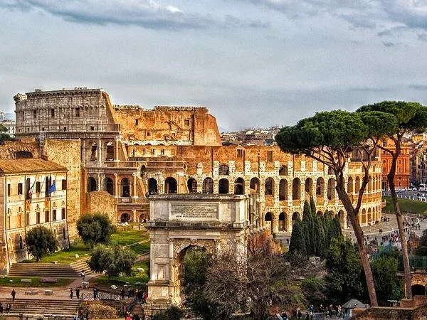 The Archaeological Park of Rome: Half Day private tour