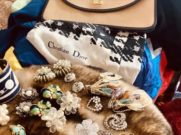 Vintage&Local emerging Designers Shopping Tour With Fashion Stylist & Personal Shopper
