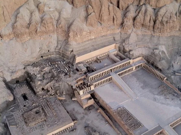 Explore west bank of Luxor with your local guide