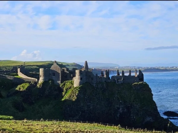 Giants Causeway Coastal Route - Private Tour from Derry/Londonderry