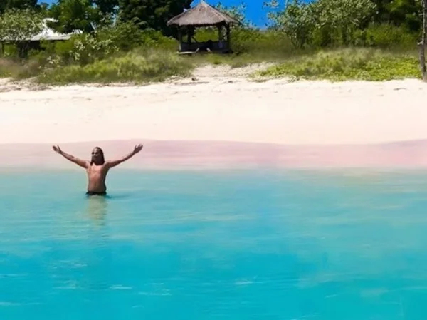 Lombok Pink Beach & Southeast Gili Snorkelling Trip