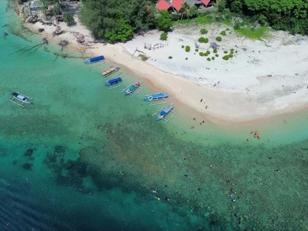 Trip to Untouched Islands, Lombok Shore Excursion