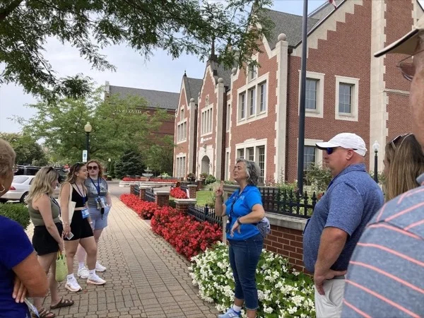 Downtown Holland - Gourmandizing Walking Tour in Michigan