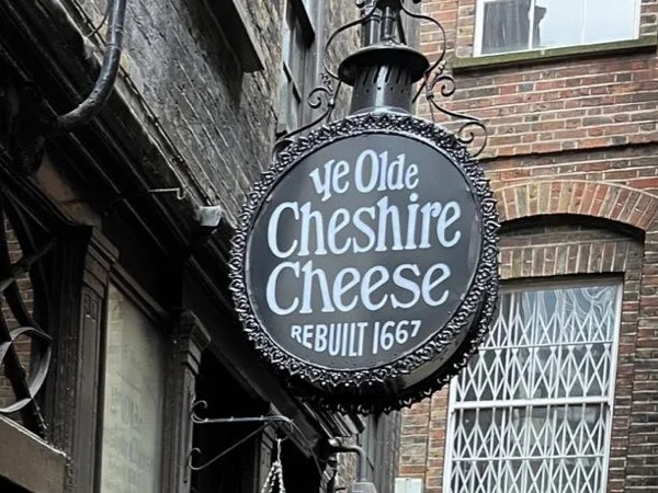 Historic Pubs and Taverns Walk