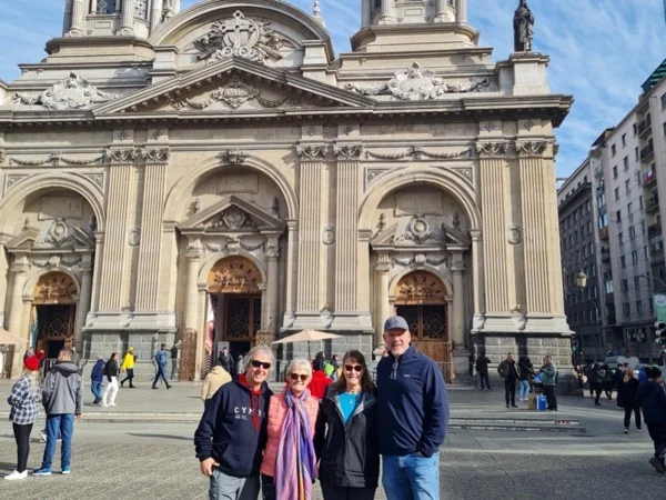 6 hours Highlights Tour in Santiago de Chile