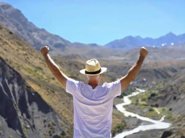 Into the heart of the Andes mountains : Cajón del Maipo