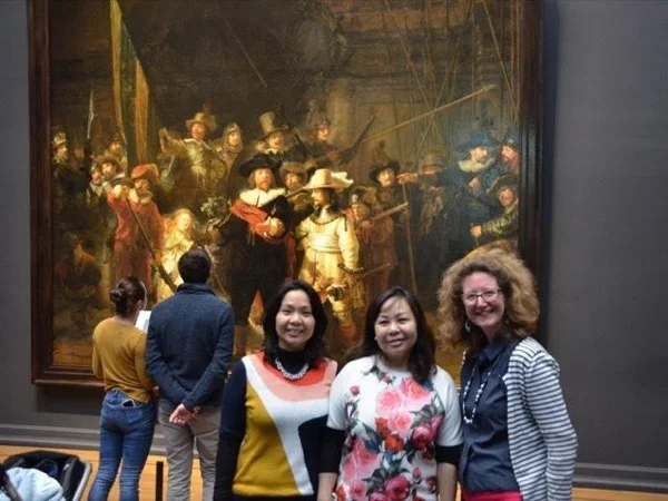 Highlights Rijksmuseum and Van Gogh Museum by your own art historian and no. 1 Dutch tourguide, INDOOR Live virtual tour