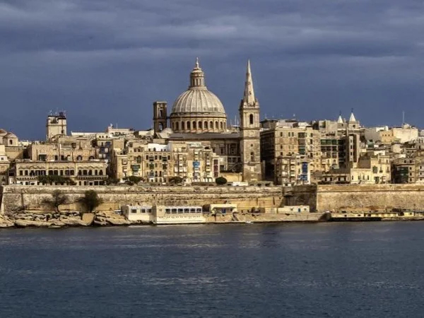 Panorama Malta Harbour Tour in private Luzzu boat