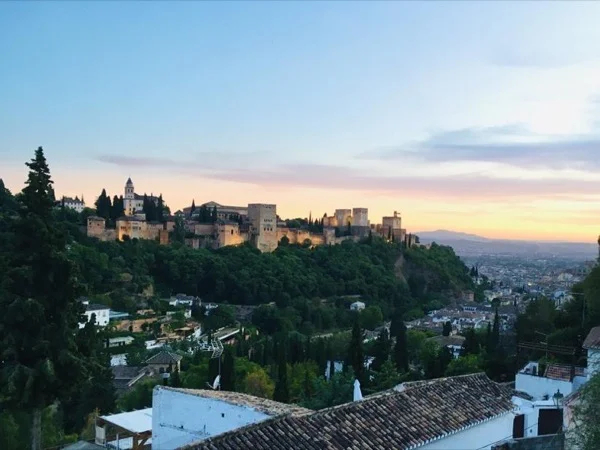 Albaicin & Sacromonte: The Muslim and Gypsy Neighborhoods in Granada