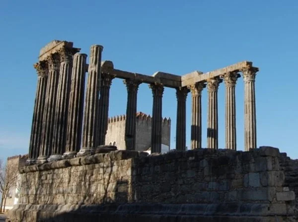 Highlights of Évora with Private Transportation