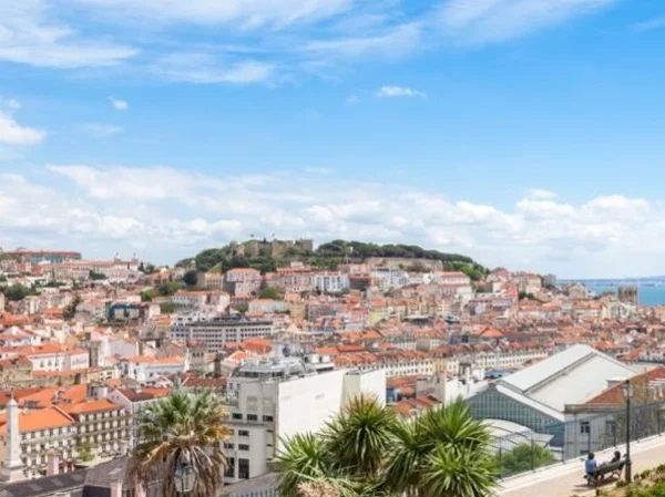 Lisbon Highlights - Half Day Walking Tour