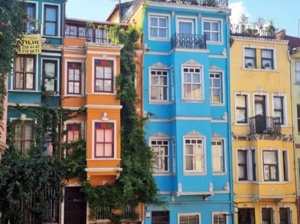Istanbul Jewel Box: Fener and Balat Neighborhoods