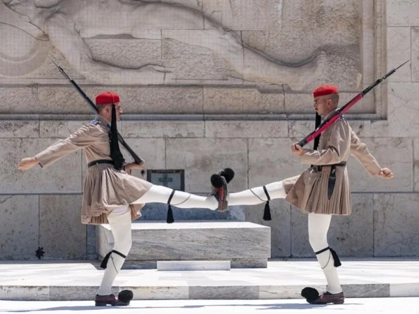Discovery of Modern Athens - Half Day Walking Tour