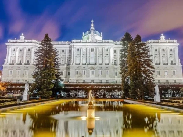 Madrid: Prado Museum and Royal Palace - Half Day