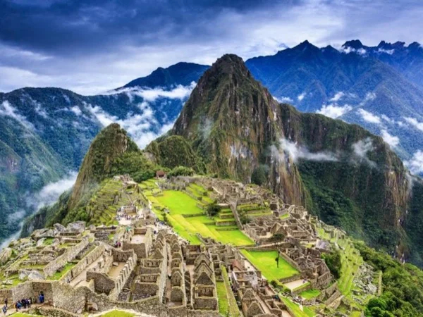 Sacred Valley to Machu Picchu Multi-Day Tour