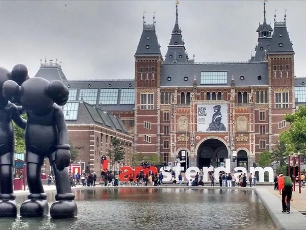 Amsterdam Old and New Walking Tour