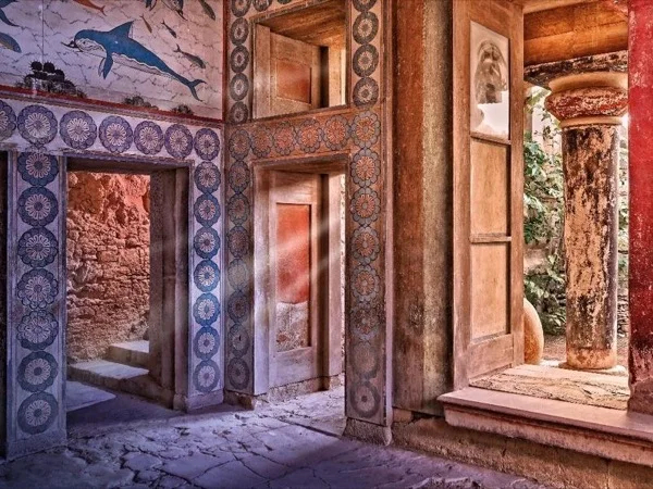 Knossos & Heraklion Archaeological Museum - Minoan Highlights Half Day Tour